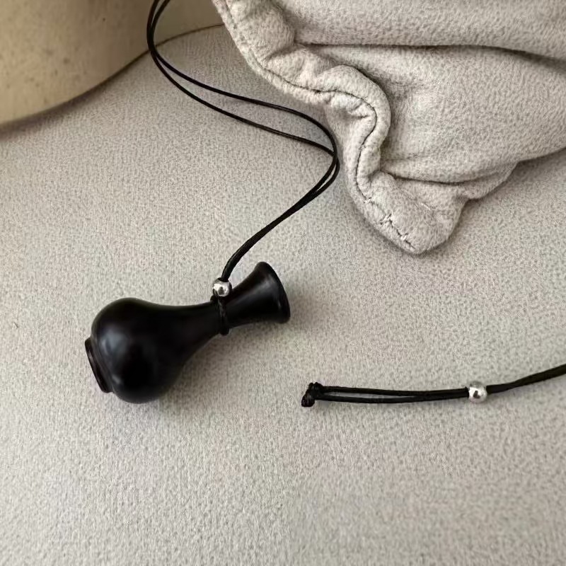 Adjustable Pendant Cord Necklace gallery 2