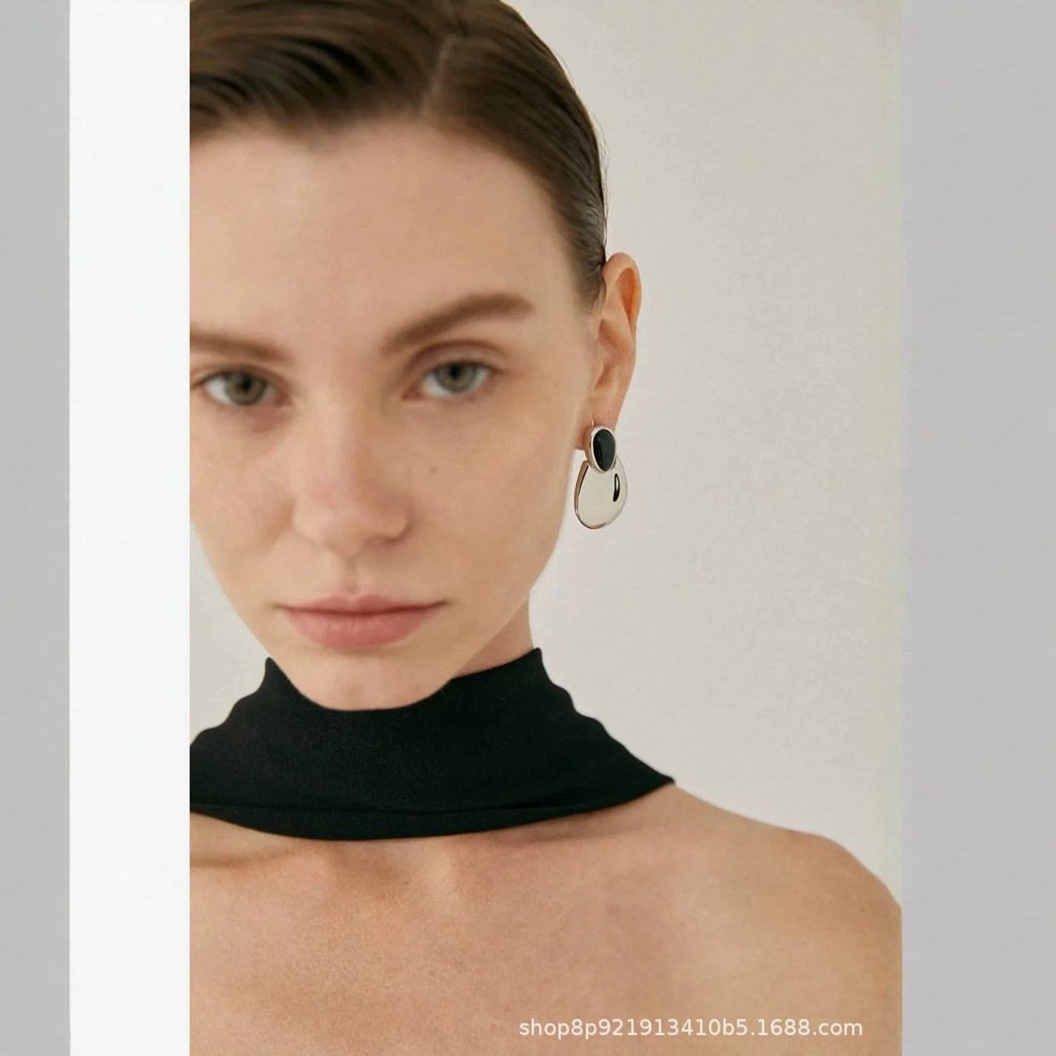 Autumn And Winter Black Agate Earrings gallery 3