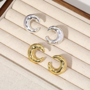 Autumn European And American C- Earrings