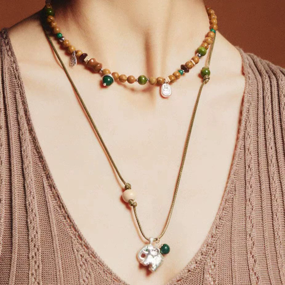 Beaded Necklace gallery 3