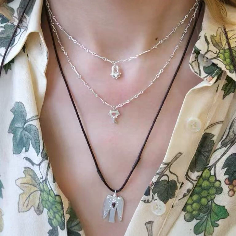 Bird Wind Chime Clavicle Chain Necklace gallery 2