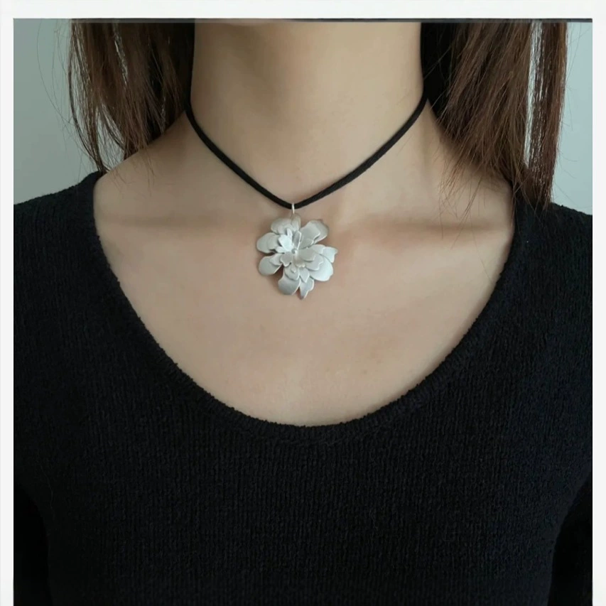 Layered Flower Necklace gallery 2