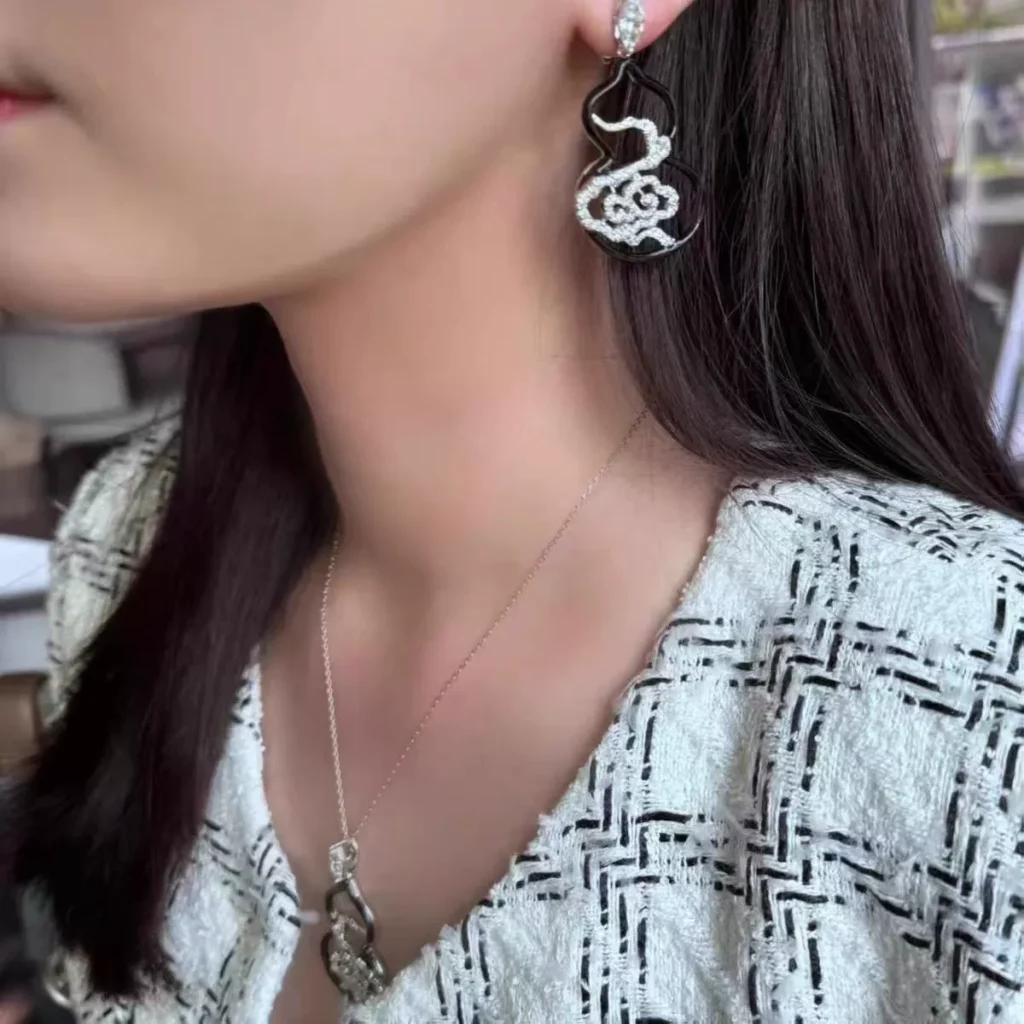 Drop Zircon Necklace