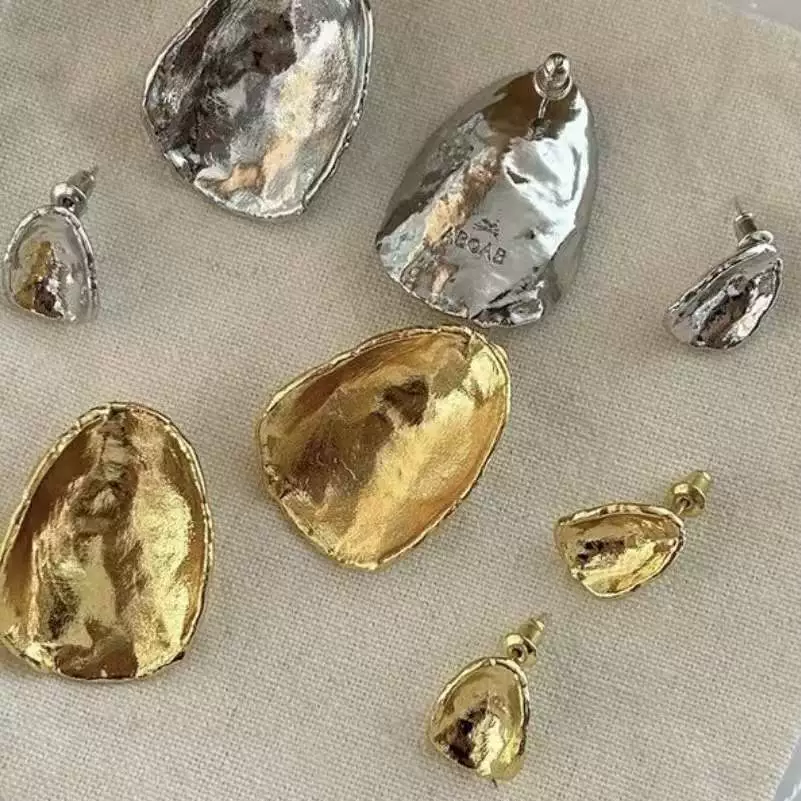 European And American Pleated Texture Earrings