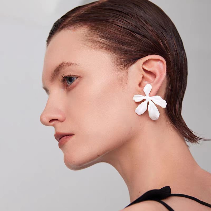 Iris Flower Stud White Flower Earrings