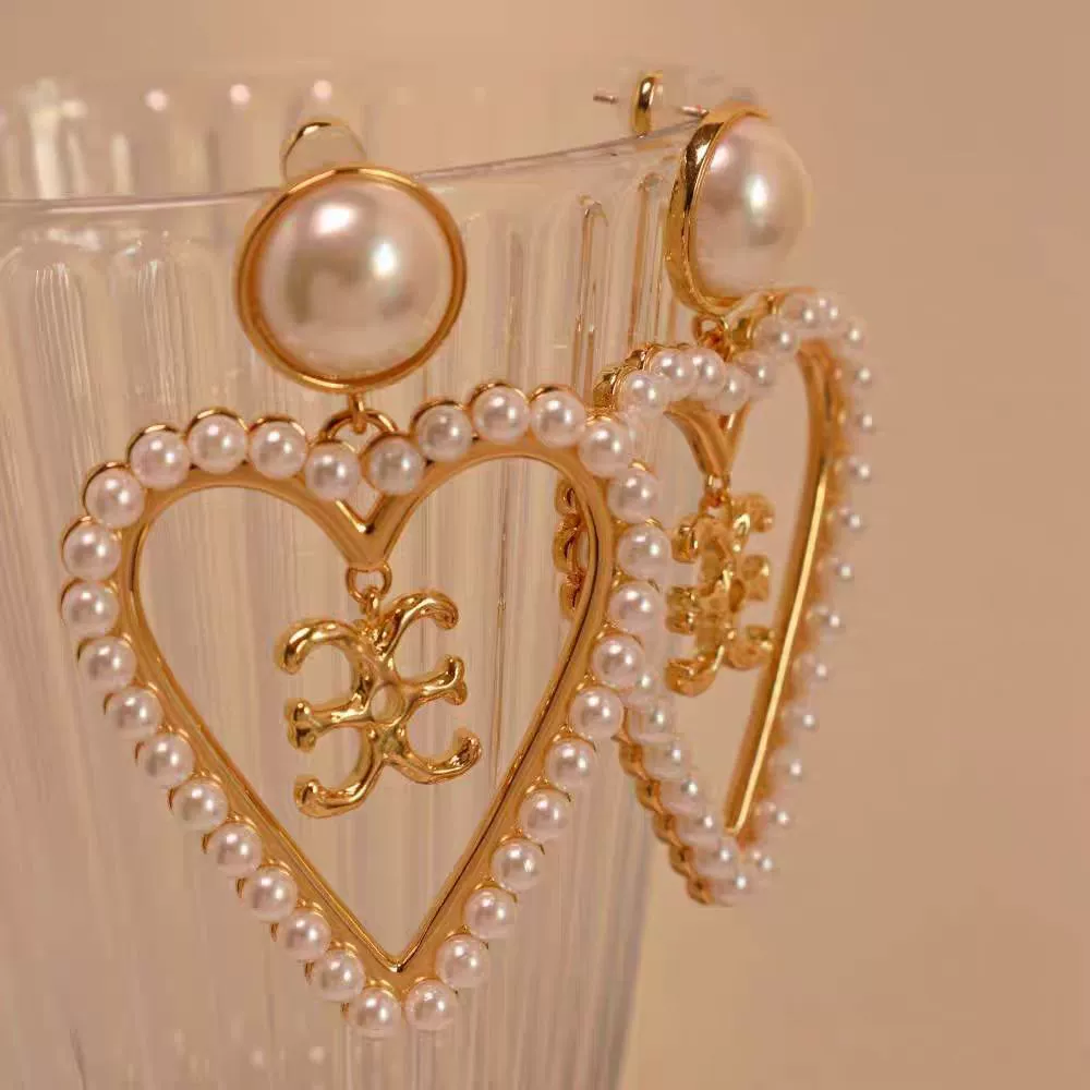 Light Simple Pearl Love French Earrings gallery 3