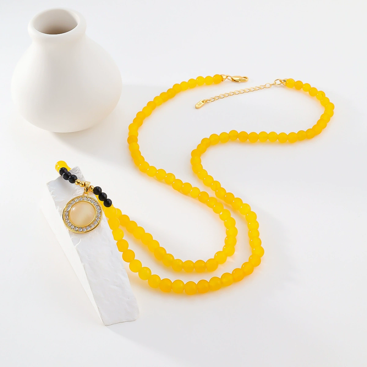 National Style Yellow Black Onyx Necklace gallery 3