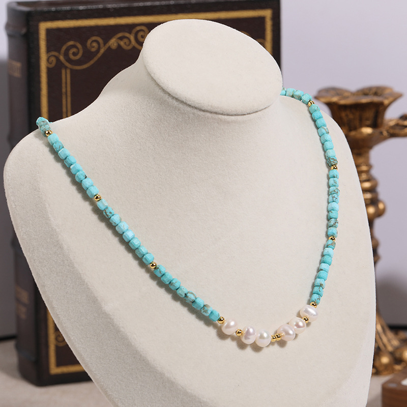 Natural Pearl Ins Necklace