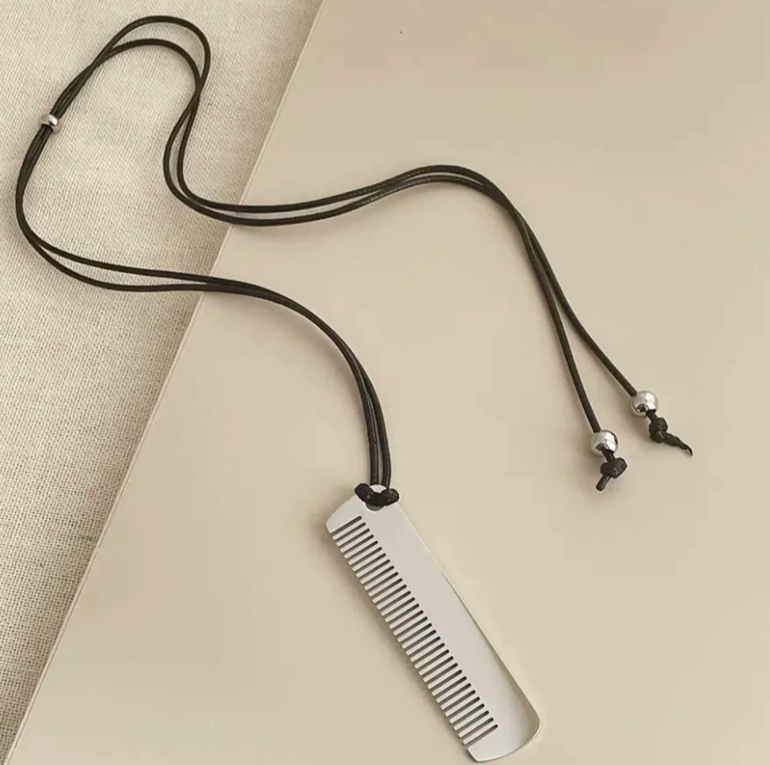 Gold-Plated Comb Necklace gallery 2