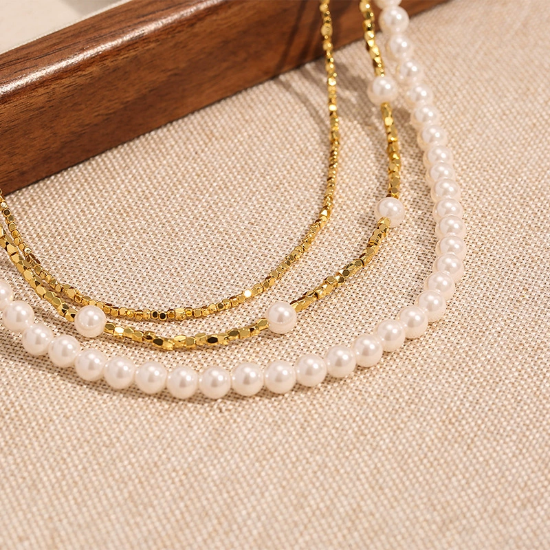 Pearl 18k Necklace gallery 3
