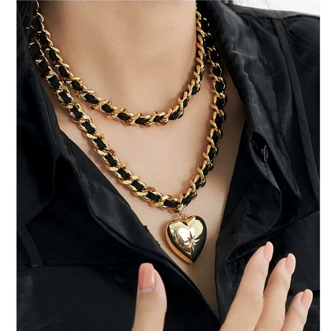 Pendant Necklace gallery 3