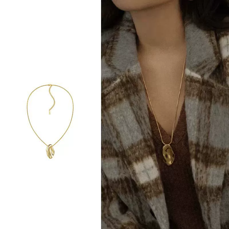 Pendant Necklace gallery 3