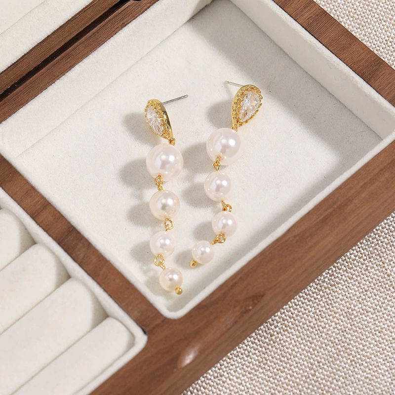 Personalized And Stylish Exaggerated Earrings gallery 3