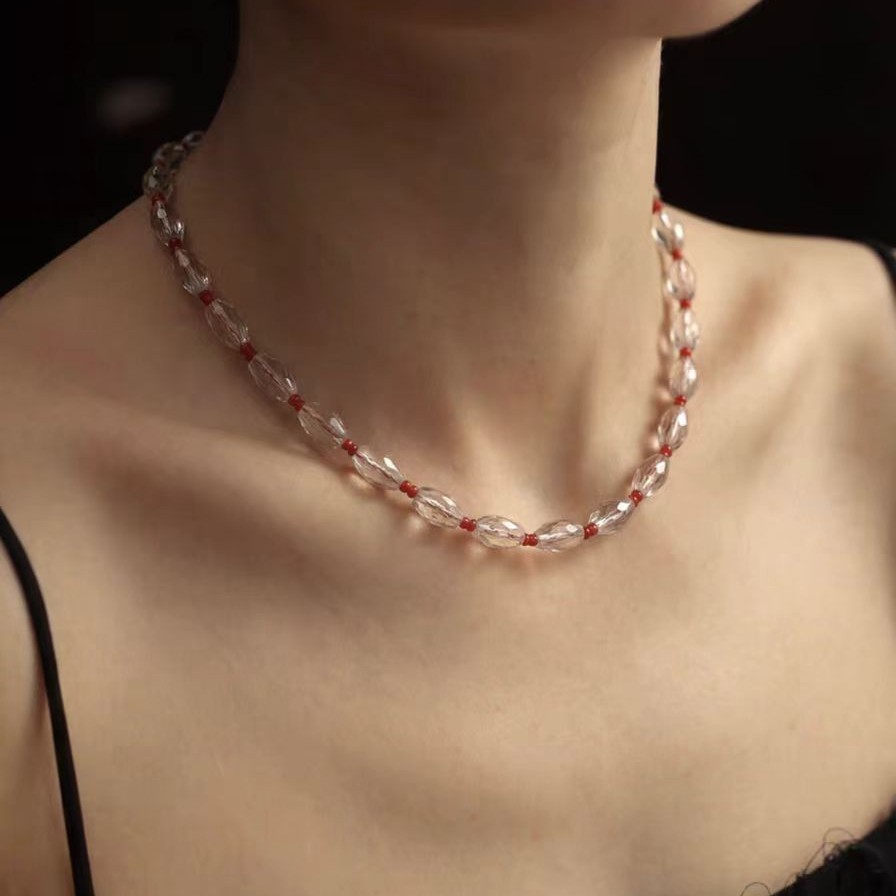 Red Agate Pendant Beaded Necklace