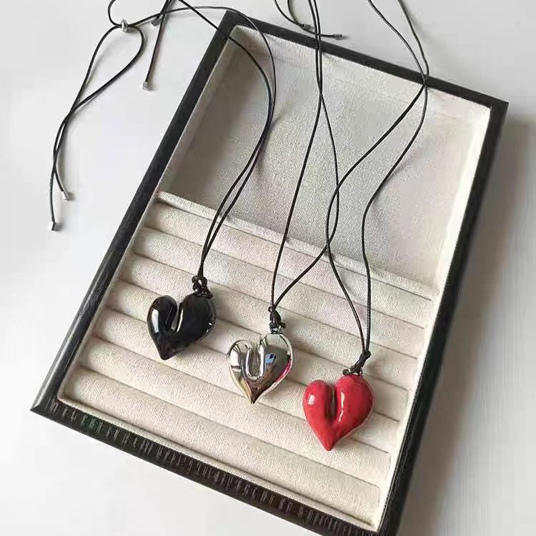 Reina Pendant Adjustable Necklace