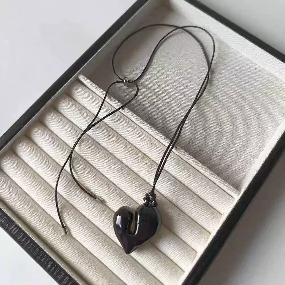 Reina Pendant Adjustable Necklace gallery 4