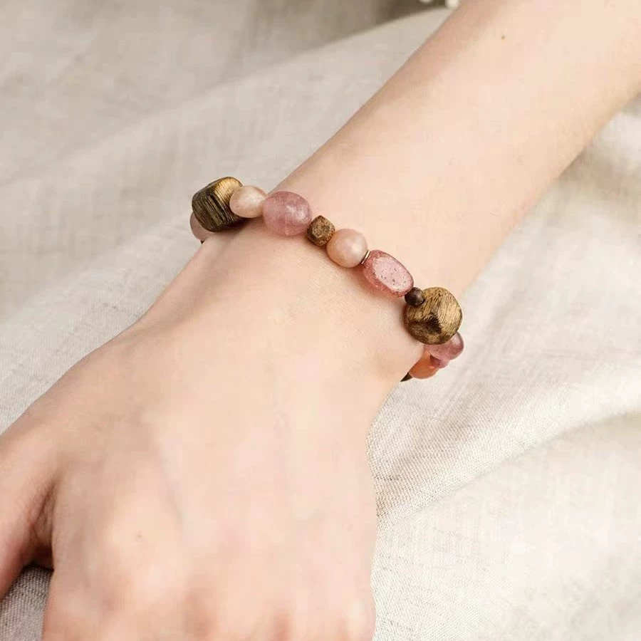 Romantic Pink Stone Beaded Bracelet gallery 3