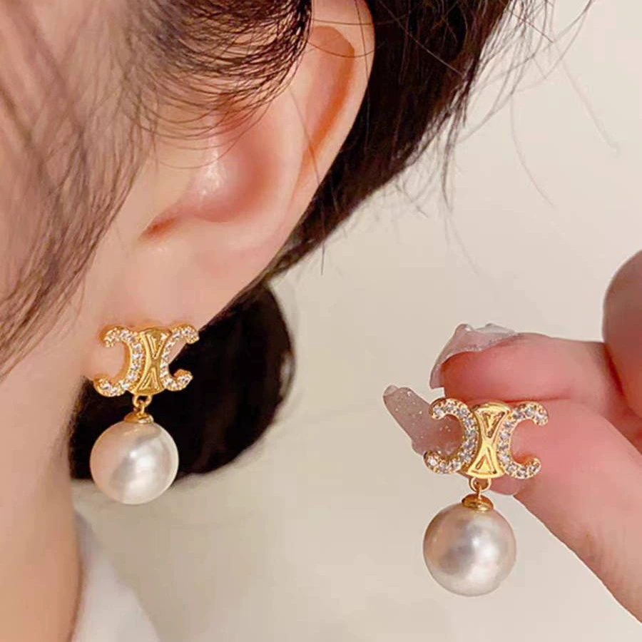 S925 Silver Needle Natural Freshwater Earrings gallery 2