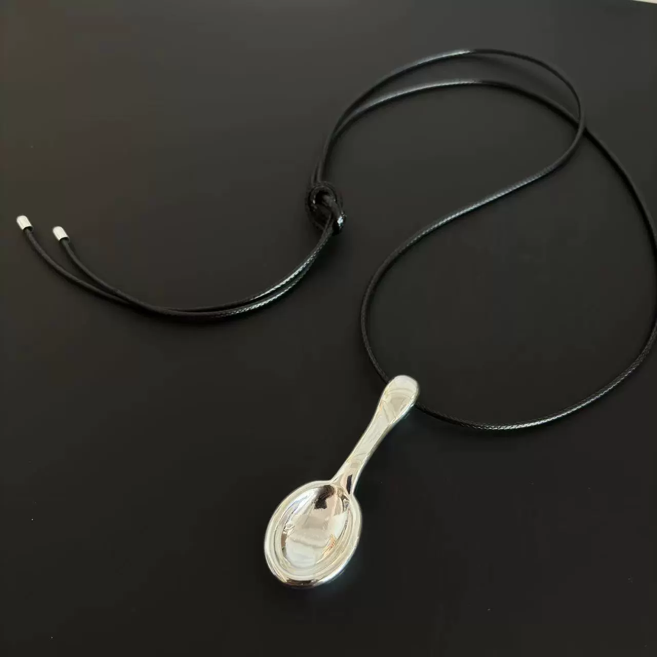 Silver Pendant Necklace gallery 3