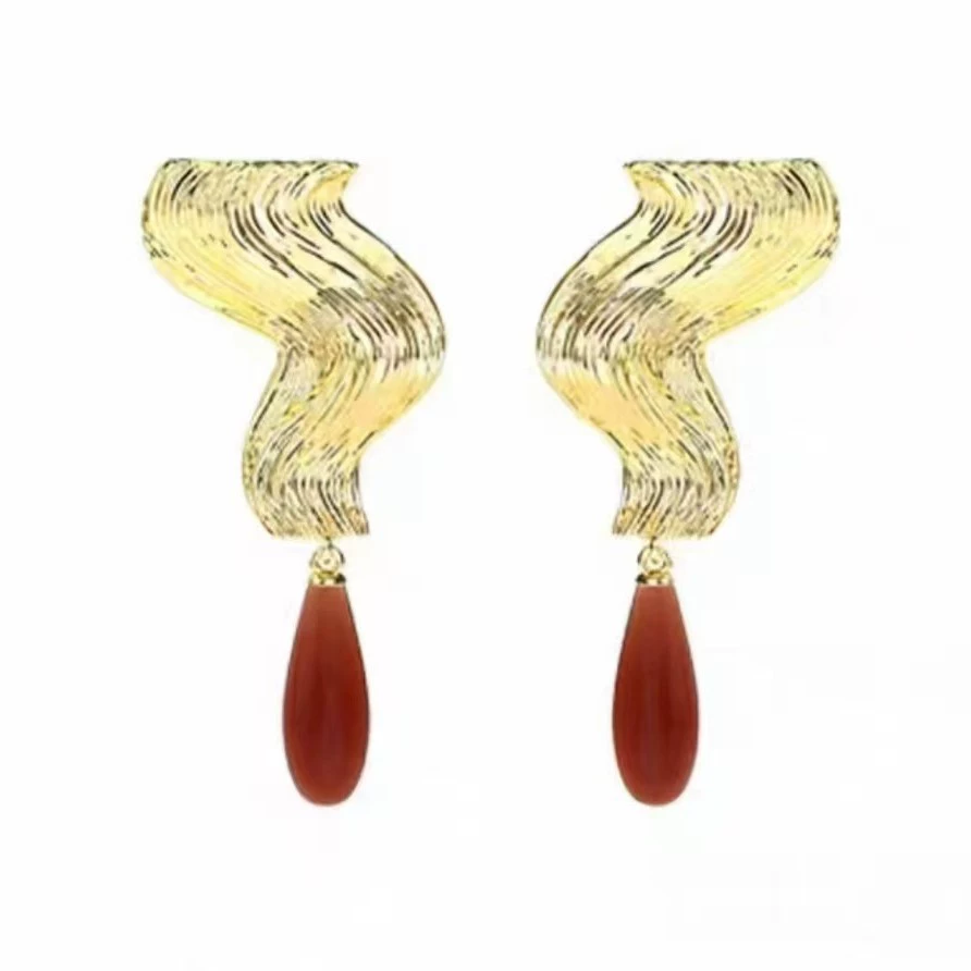 Teardrop Stud Earrings gallery 3