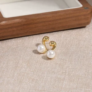 Unique Musical Note Pearl Earrings