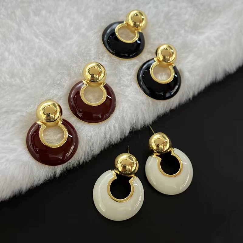 Vintage 18K Enamel Ear Clips Earrings
